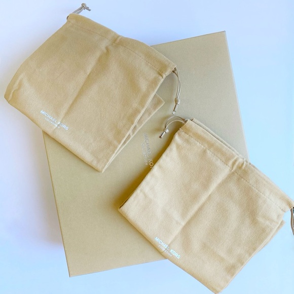 MICHAEL KORS COLLECTION BLACK LEATHER TINA RUNWAY SLIDE HEEL MULES - Picture 10 of 11